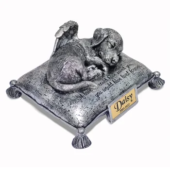 Урны для праха собак - Мемориальные урны для праха собак с персонализированной гравировкой имени Вашего питомца, даты