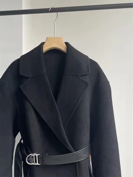 Женская Однотонная Короткая куртка с отложным воротником 2023 Новая Осенняя Женская Элегантная Темпераментная куртка с поясом
