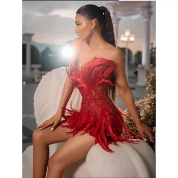 Модное сексуальное мини-платье с V-образным вырезом и открытыми плечами, расшитое красными перьями и бриллиантами, женское элегантное роскошное коктейльное платье на день рождения