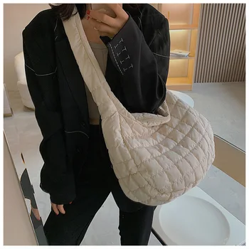 Брендовая дизайнерская Нейлоновая клетчатая стеганая пуховая подкладка, женская сумка через плечо, повседневная сумка через плечо, Большая сумка-бродяга, тренд 2023 года