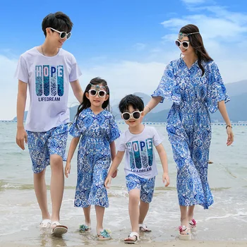 Одинаковые комплекты для семьи, летний пляжный костюм для мамы и дочки, богемный цельный костюм в стиле Фолорал, Футболка + шорты для папы и сына, одежда для пары на море