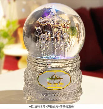 Рождественская карусель, Светящийся вращающийся хрустальный шар, Декоративная музыкальная шкатулка, креативный подарок на День рождения, День Святого Валентина для girlfri